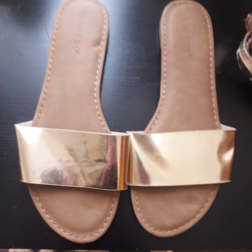 Gold slip on